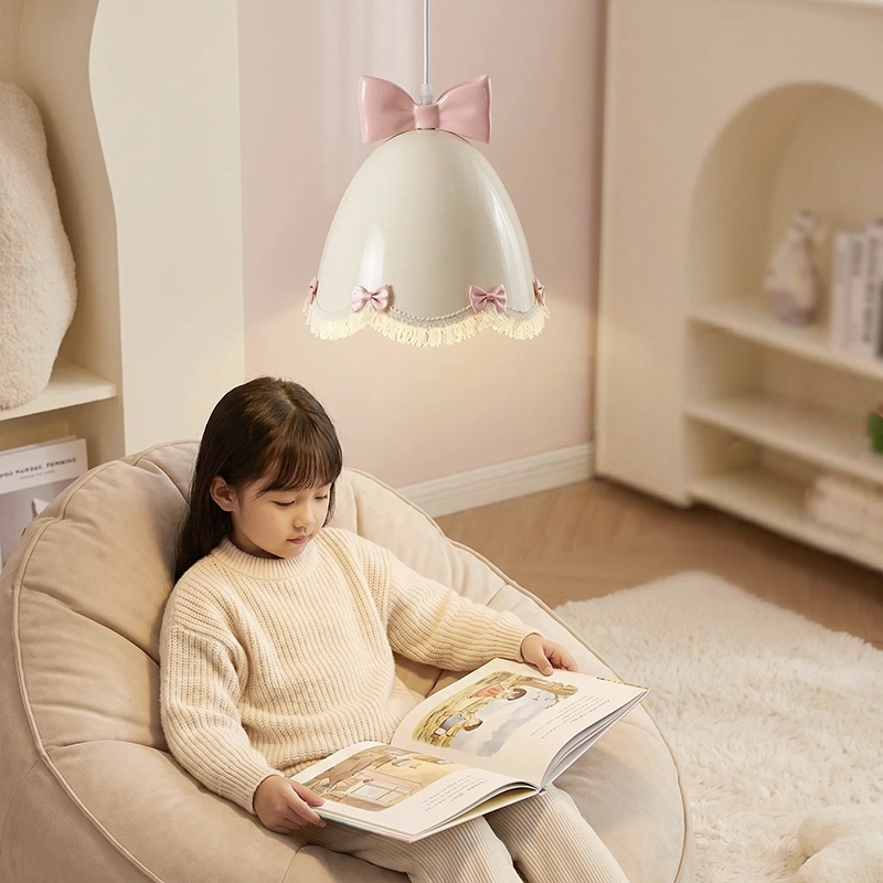 Franse crèmekleurige prinsesse - Baby Nursery Chandelier recensie en prijs